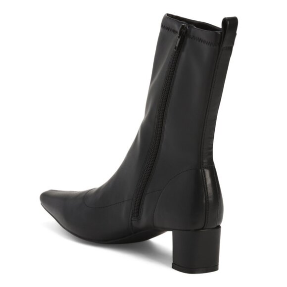 WEWOREWHAT Black Whipstitch Trim Glove Booties - Picture 2 of 2